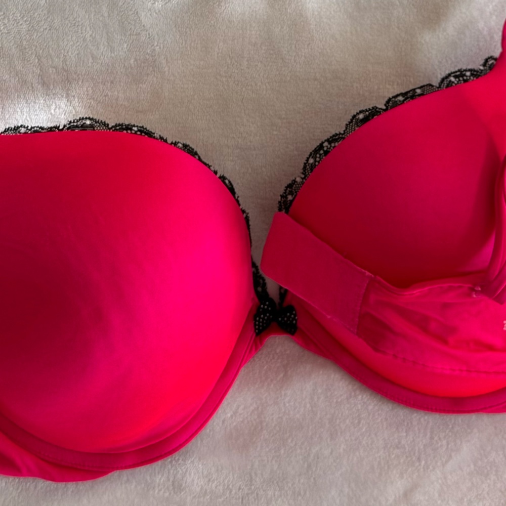 VS very sexy push up bra